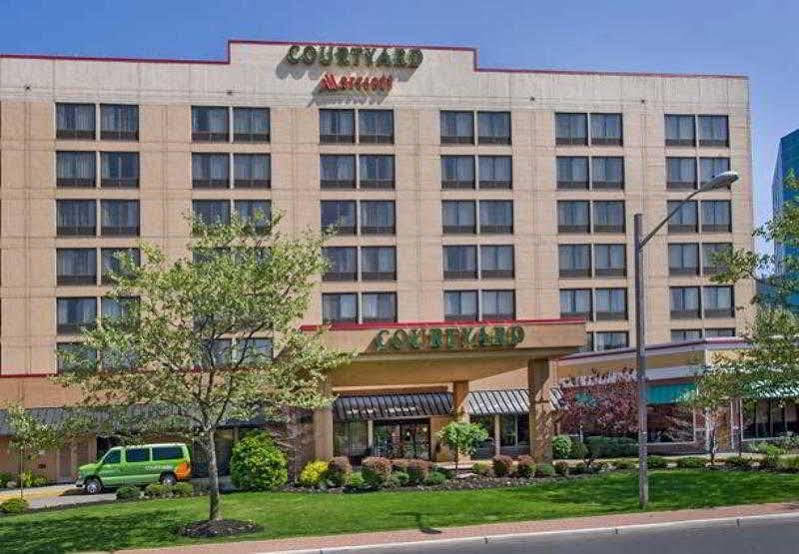 Courtyard By Marriott Secaucus Meadowlands Ξενοδοχείο Εξωτερικό φωτογραφία