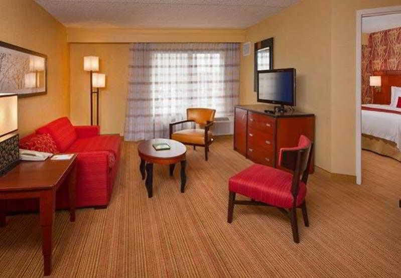 Courtyard By Marriott Secaucus Meadowlands Ξενοδοχείο Εξωτερικό φωτογραφία